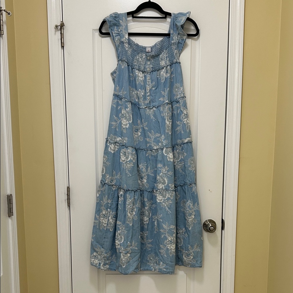 Old Navy Light Blue Floral Tiered Dress with White Embroidery